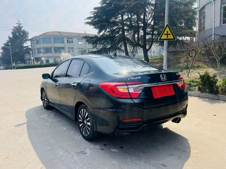 本田凌派 正面外观三