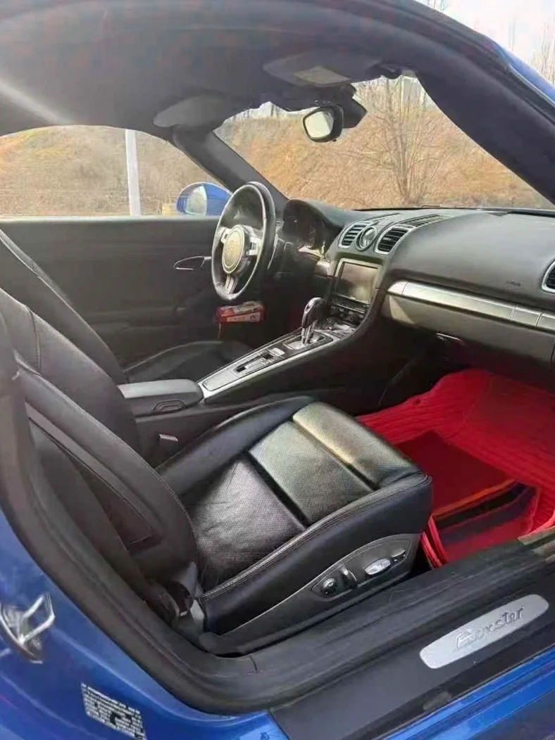 保时捷Boxster 后面外观二