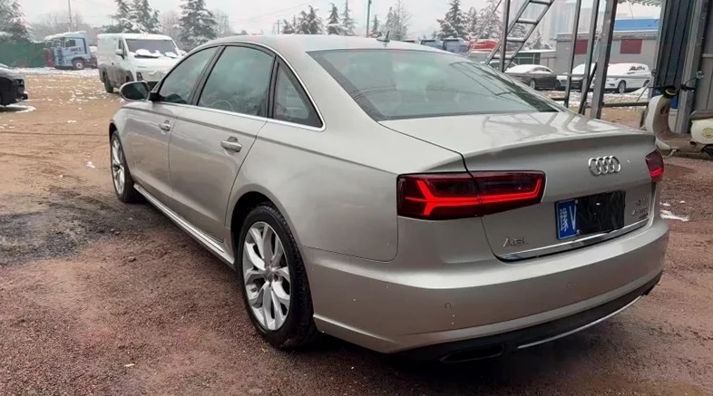 奥迪A6L 后面外观二