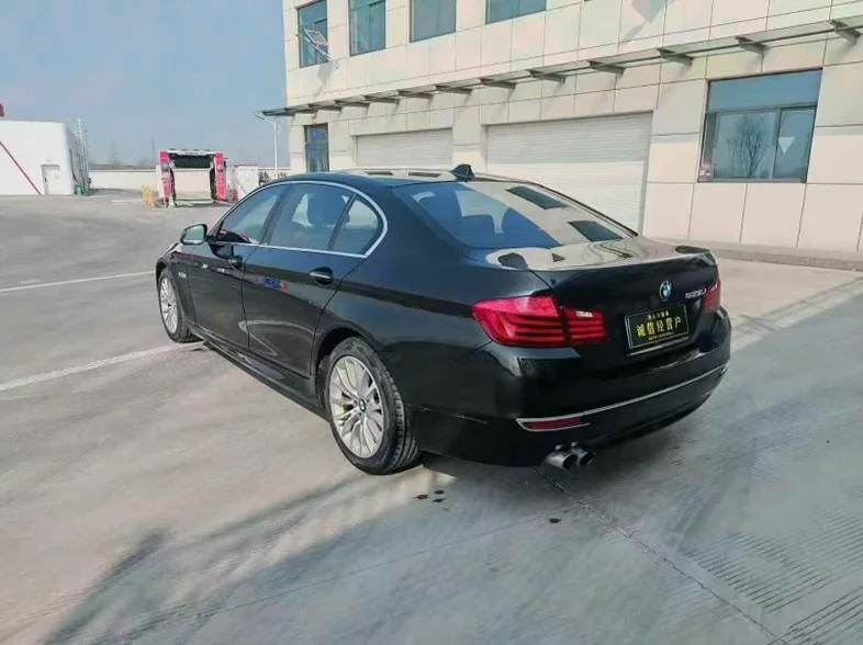 宝马5系 内饰前排