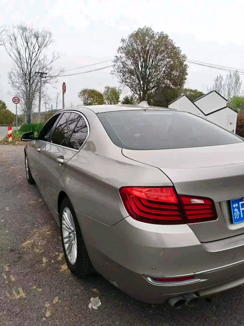 宝马5系 后面外观三