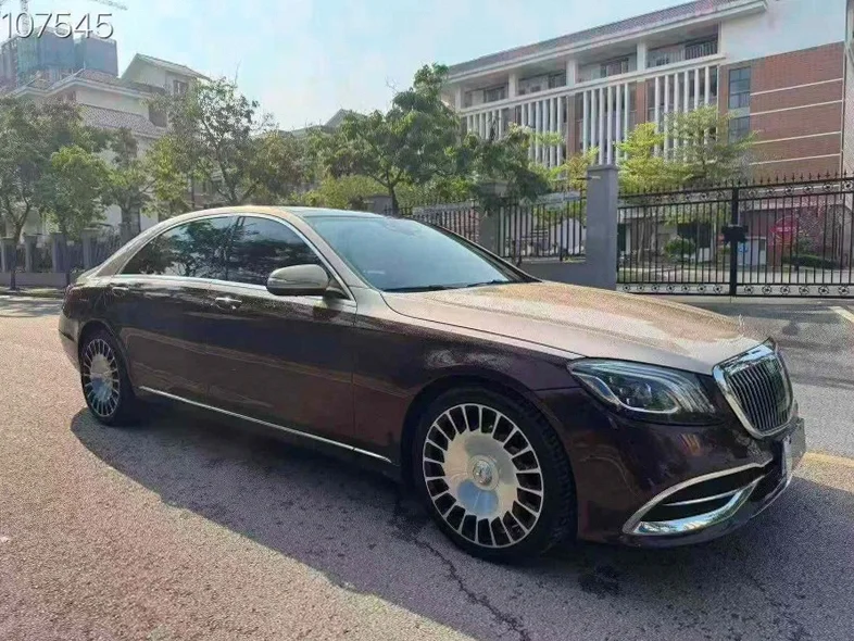 奔驰S 正面外观三