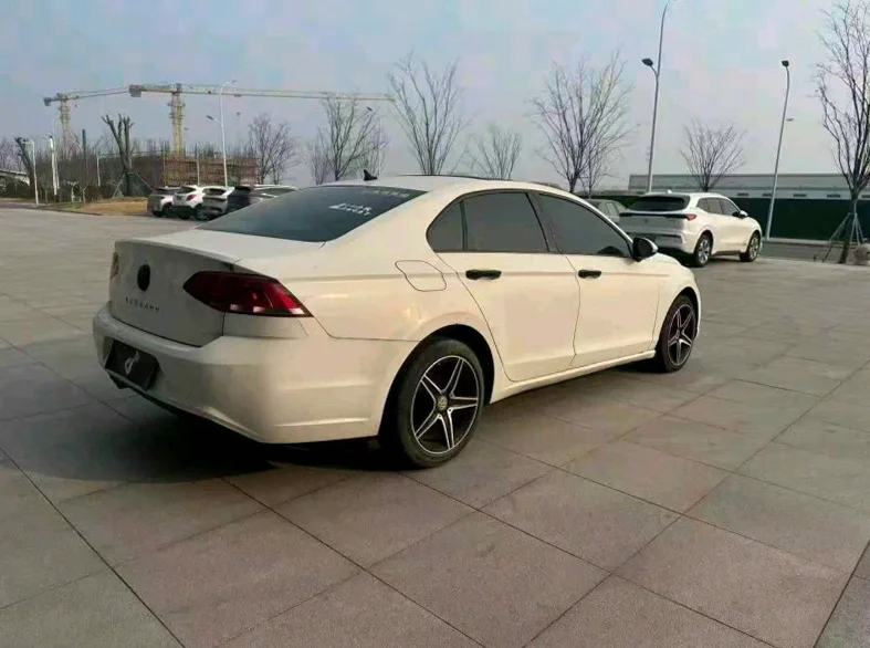 大众凌渡 内饰后排