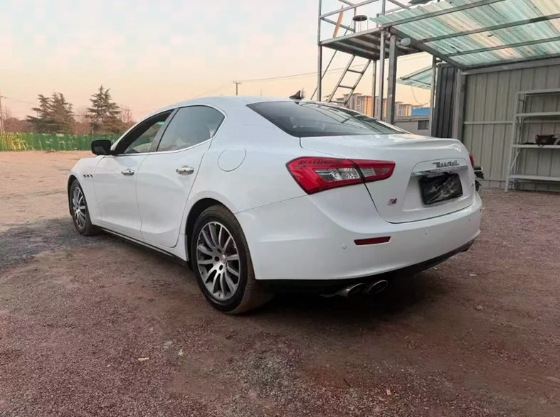 玛莎拉蒂Ghibli 后面外观二