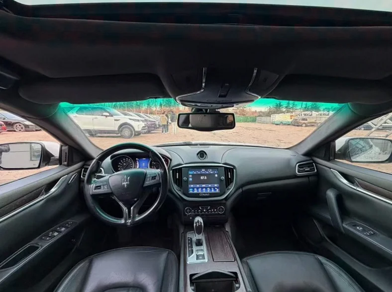 玛莎拉蒂Ghibli 后面外观三