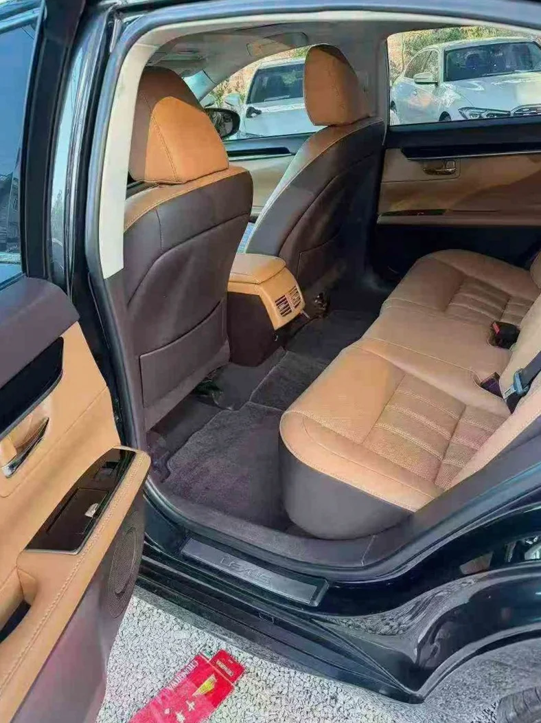 雷克萨斯ES 内饰前排