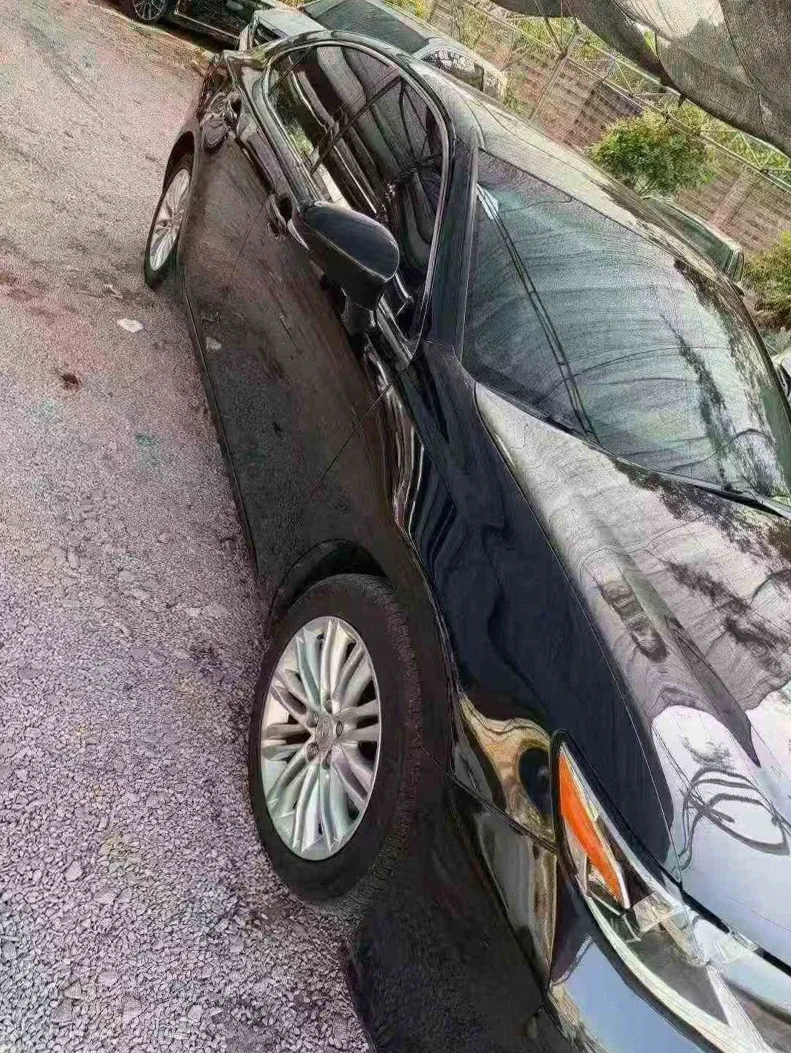 雷克萨斯ES 后面外观三