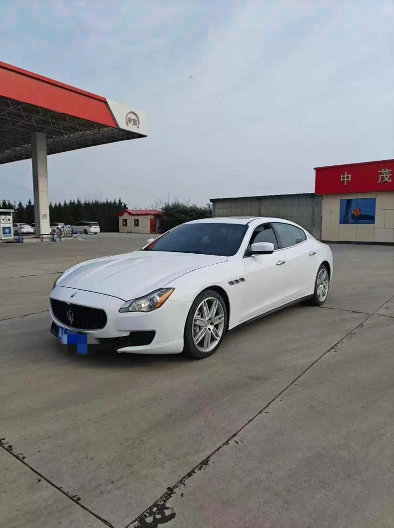 玛莎拉蒂总裁 正面外观三