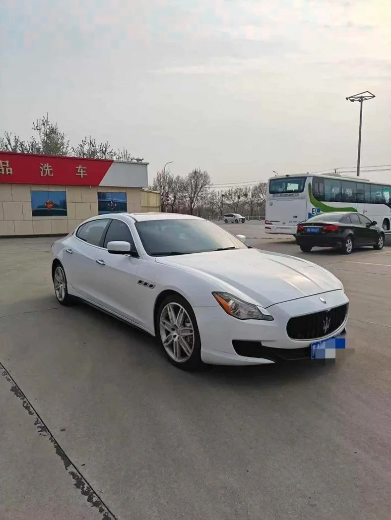 玛莎拉蒂总裁 正面外观二