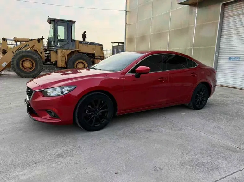 马自达阿特兹 正面外观二