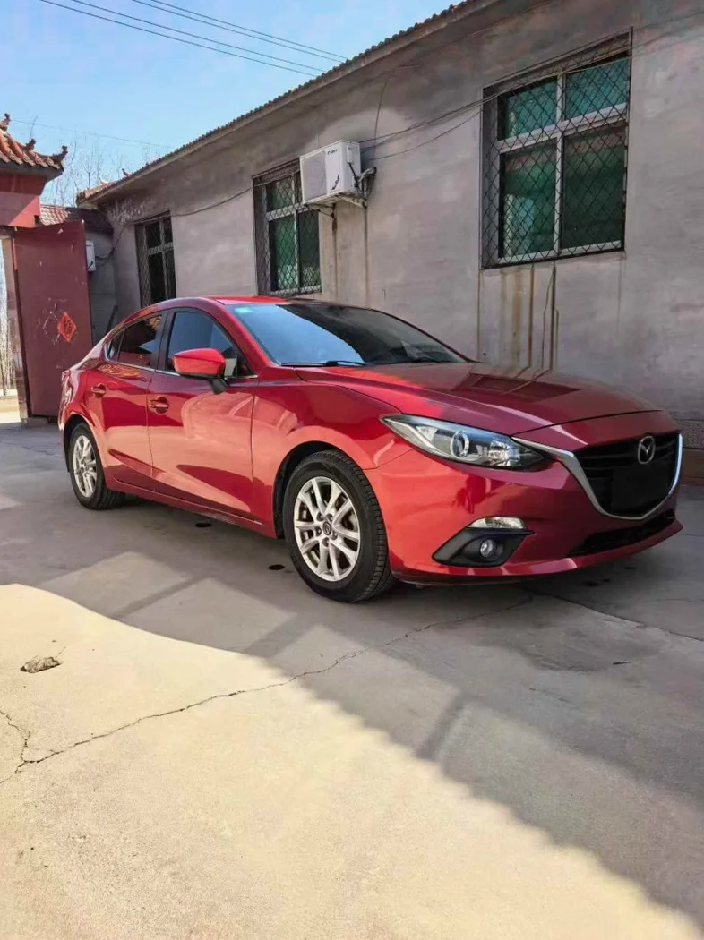 马自达昂克赛拉 正面外观二