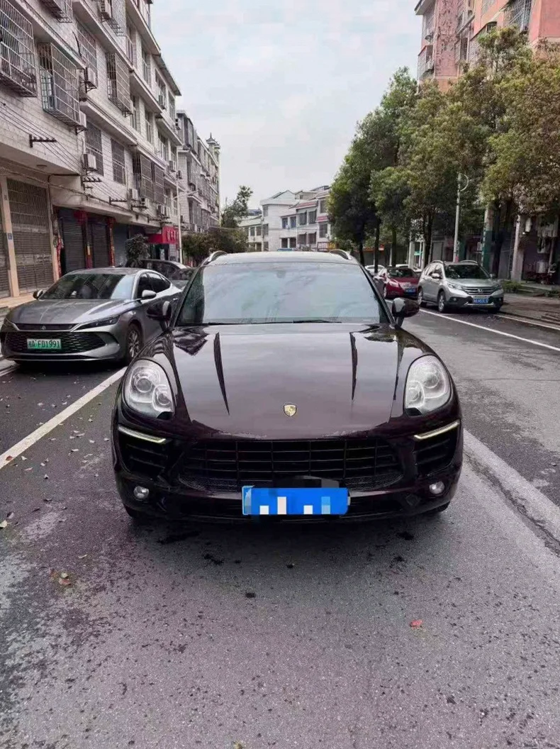 16年保时捷Macan 2.0T四驱顶配