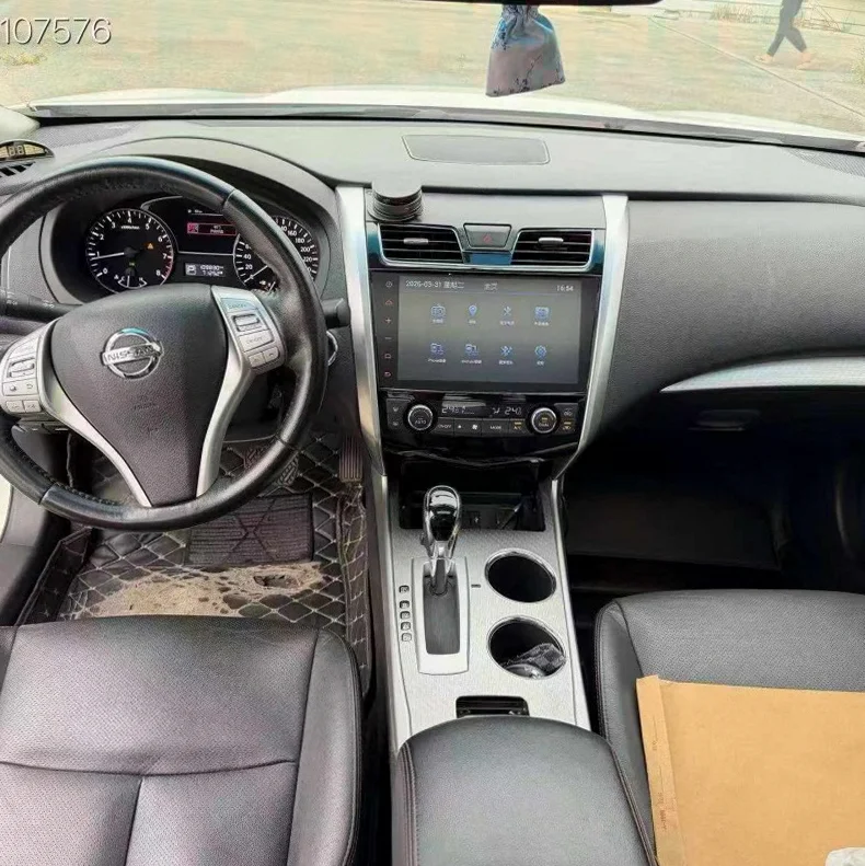 日产天籁 后面外观二