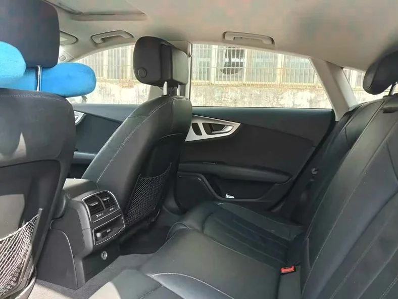 奥迪A7L 后面外观二