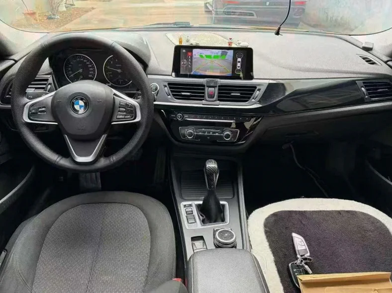 宝马1系 驾驶室