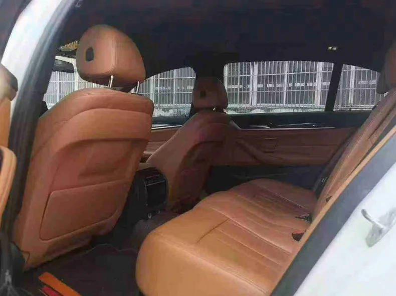 宝马5系 后面外观二