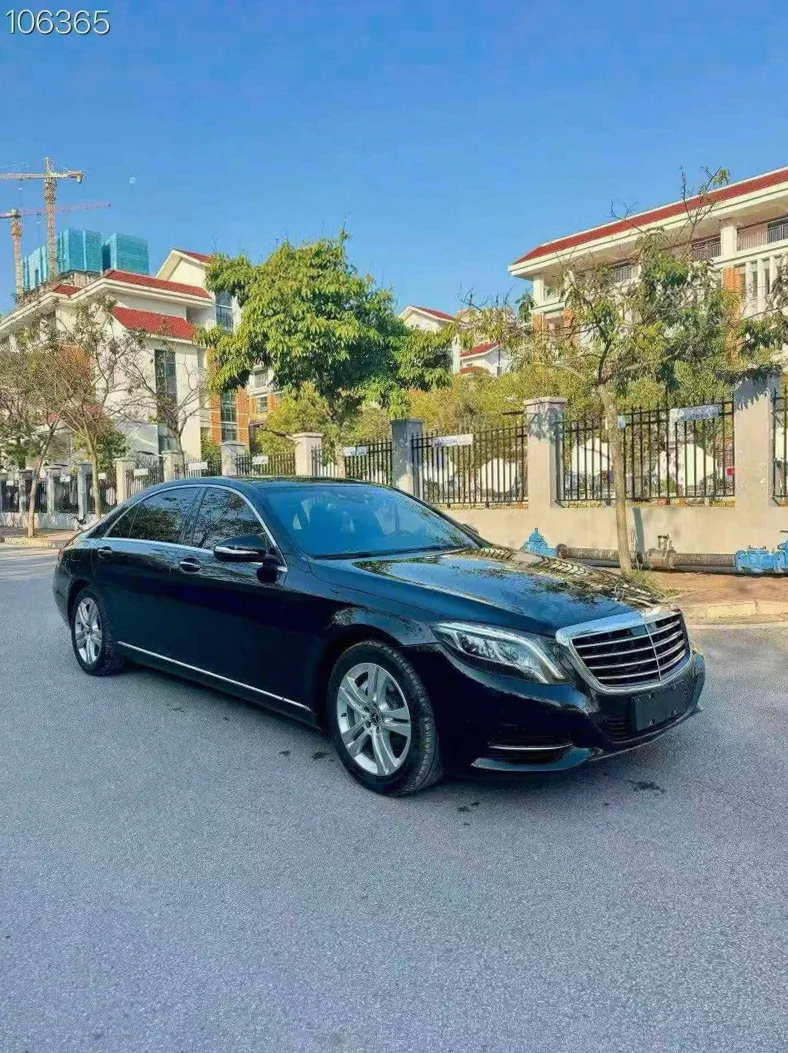 奔驰S 正面外观三