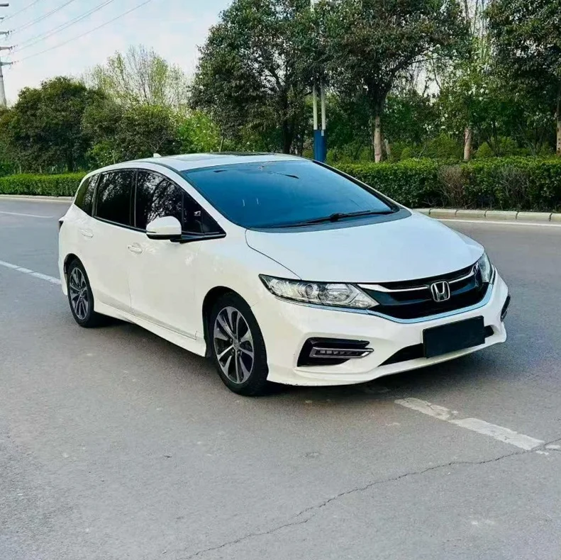 本田杰德 正面外观三