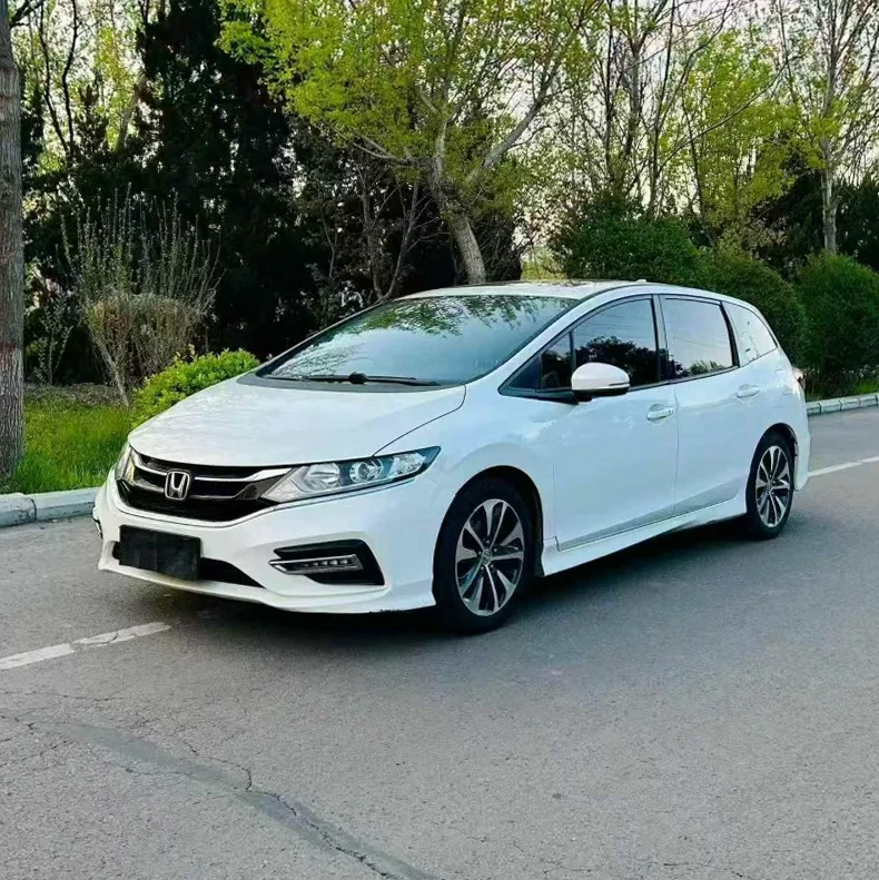 本田杰德 正面外观二