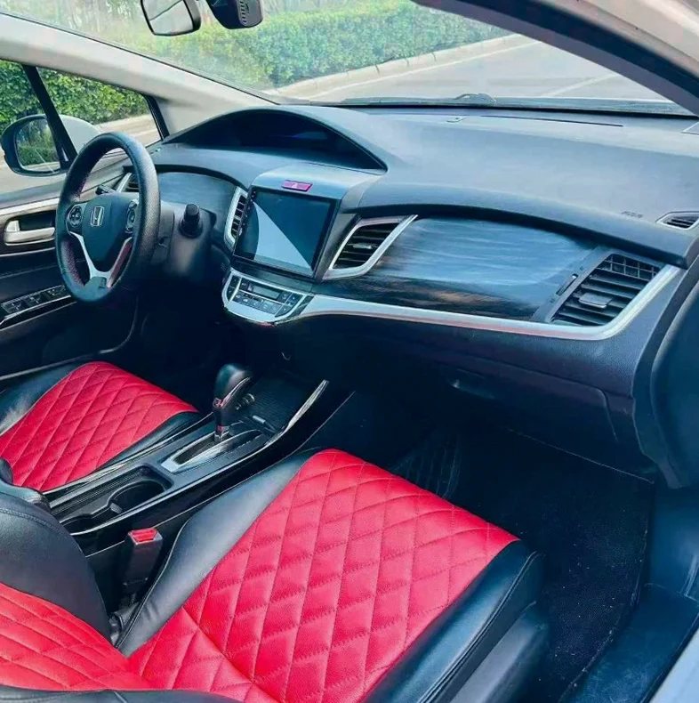 本田杰德 后面外观二