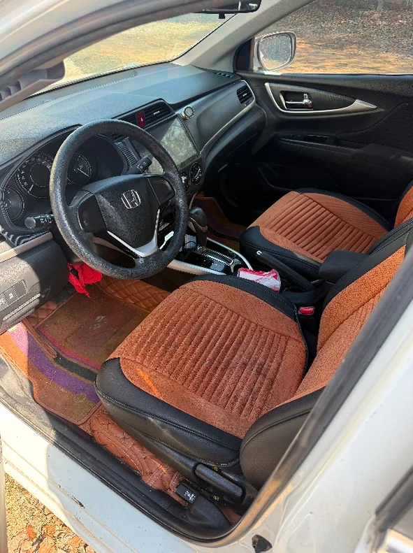 本田凌派 正面外观三