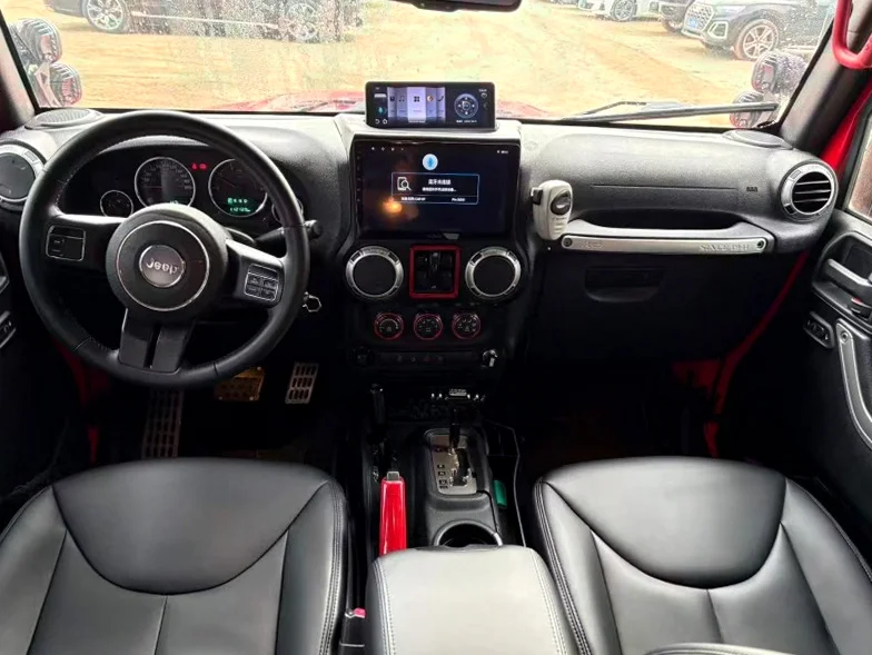 Jeep牧马人 后面外观二