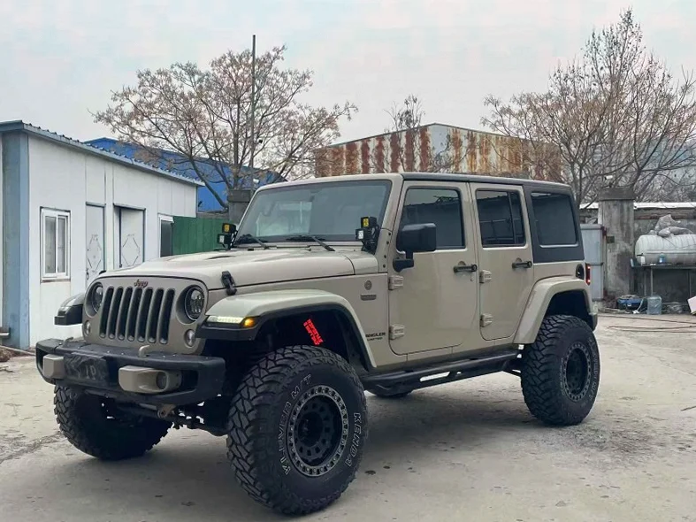 Jeep牧马人 正面外观二