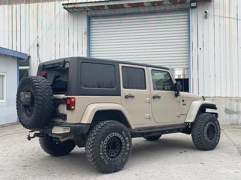 Jeep牧马人 内饰前排