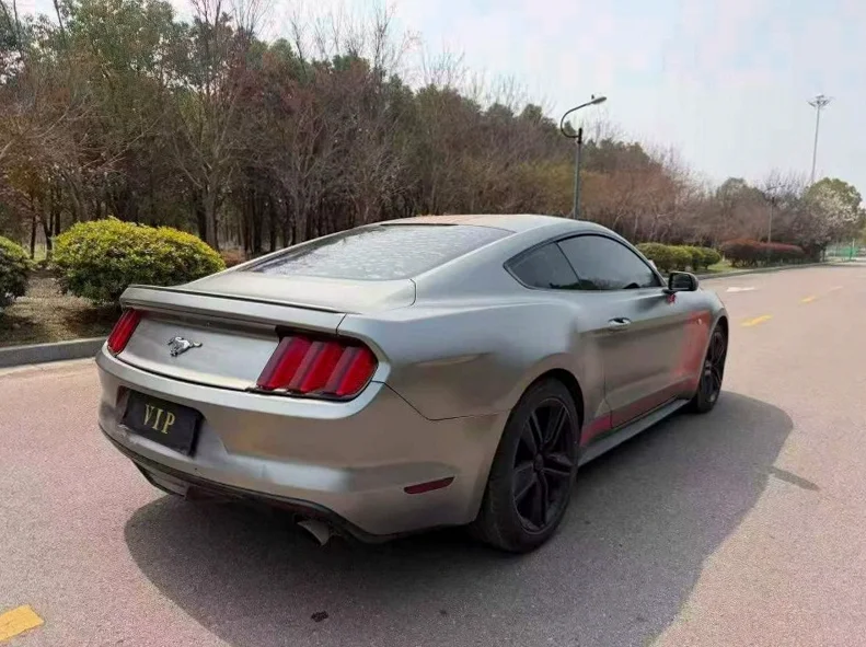 福特野马 内饰后排