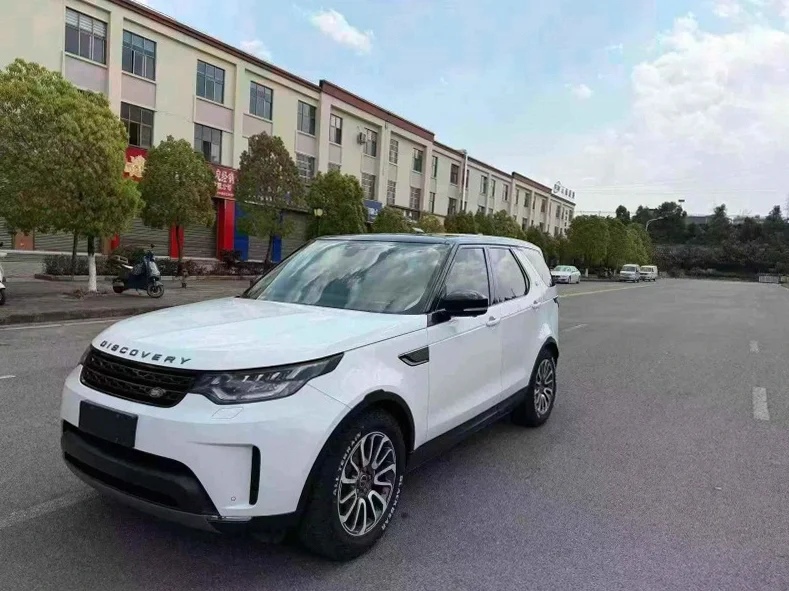路虎发现 后面外观一