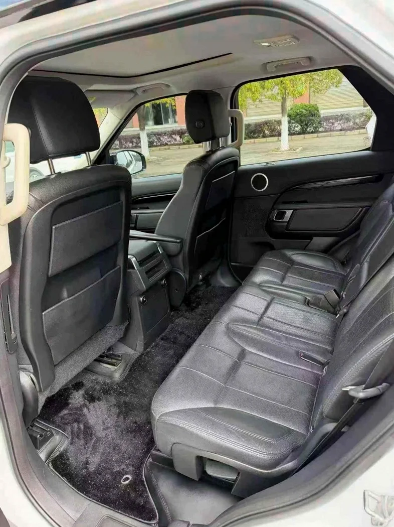 路虎发现 内饰前排