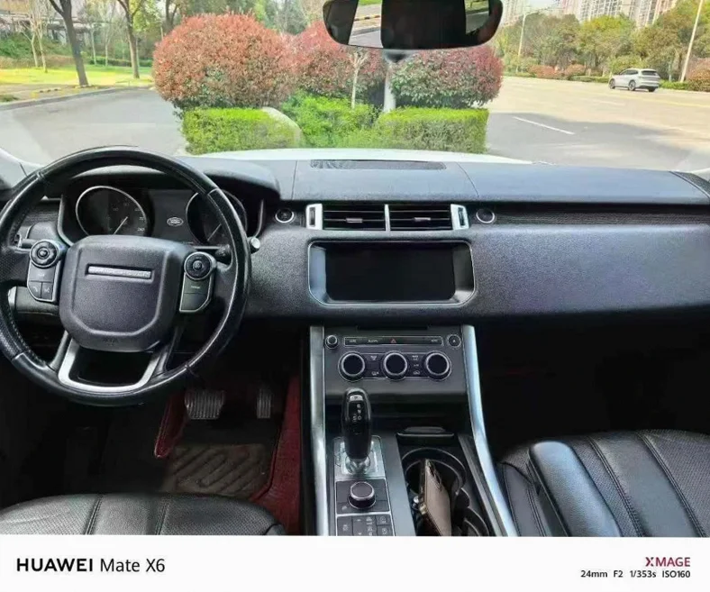 路虎揽胜运动 后面外观二