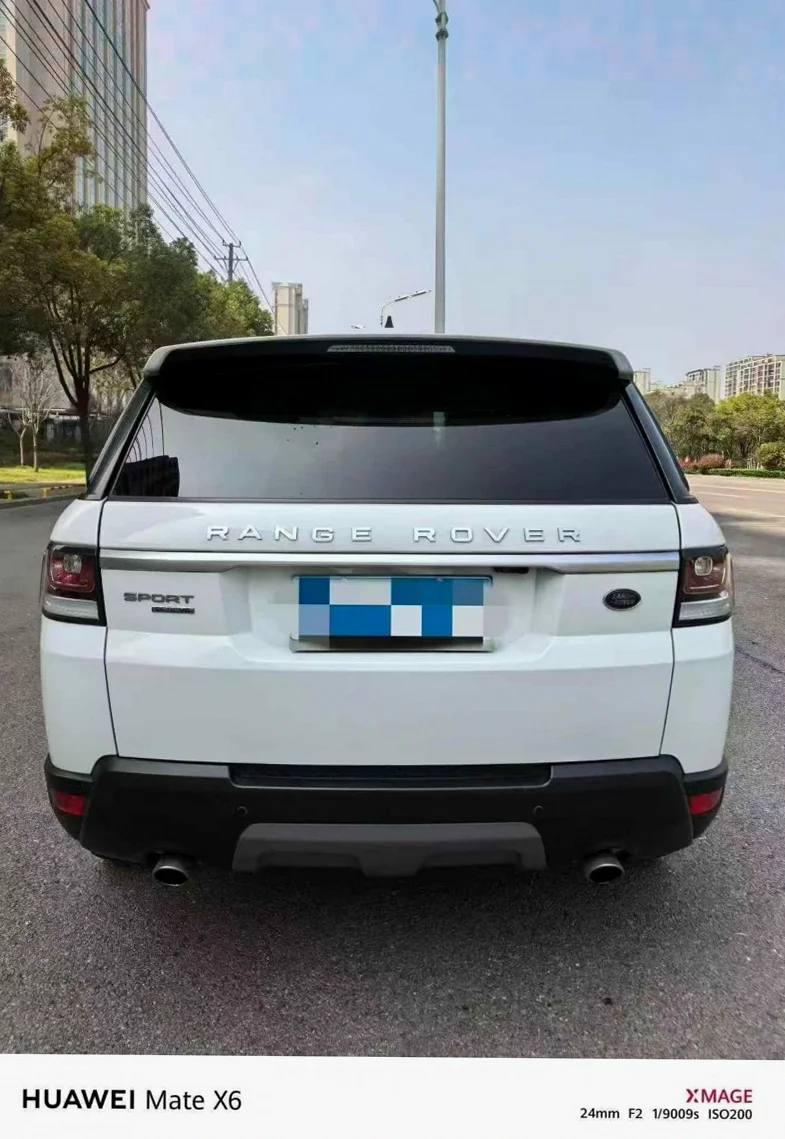 路虎揽胜运动 驾驶室