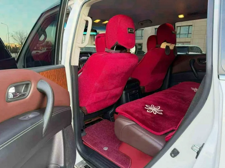 日产途乐 后面外观三