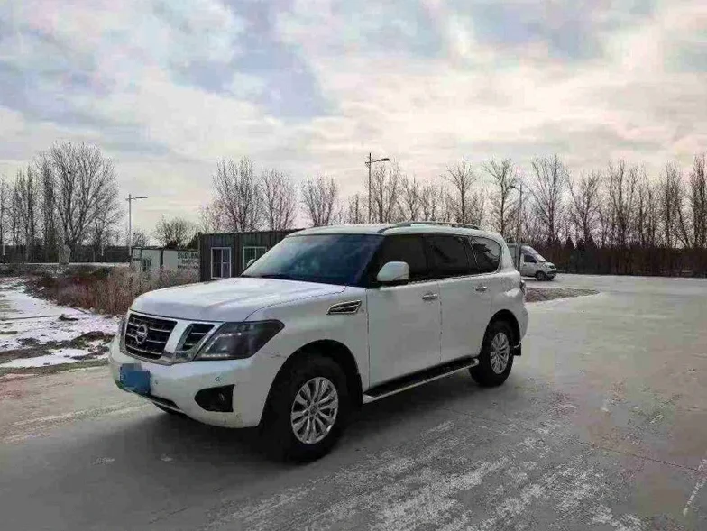 日产途乐 正面外观三