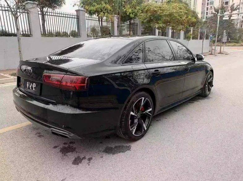 奥迪A6L 内饰前排