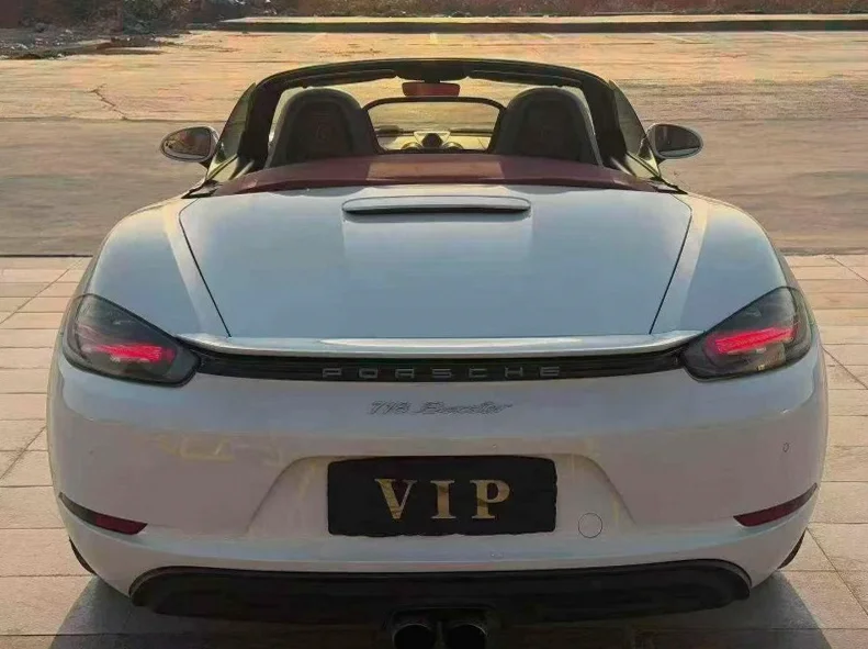 保时捷718 内饰后排