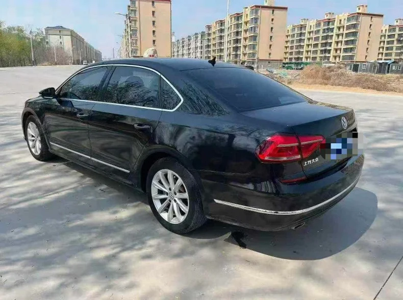 大众帕萨特 内饰前排