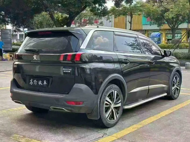 东风标致 驾驶室