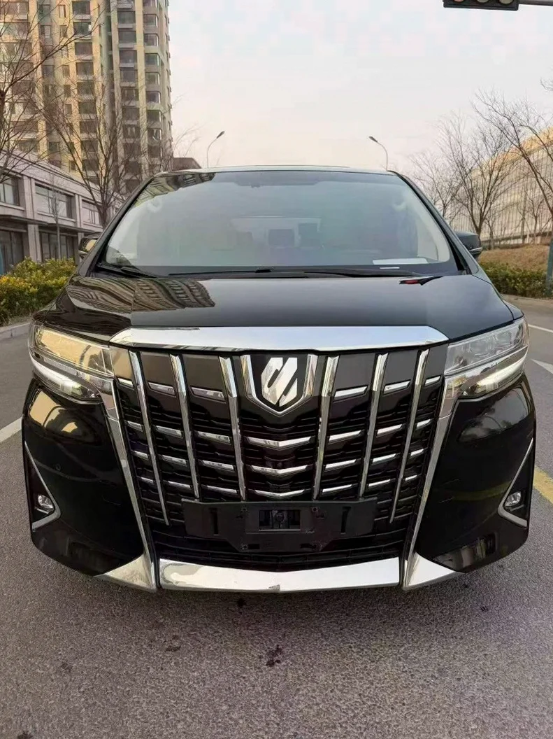 18年丰田埃尔法蒙娜丽莎版