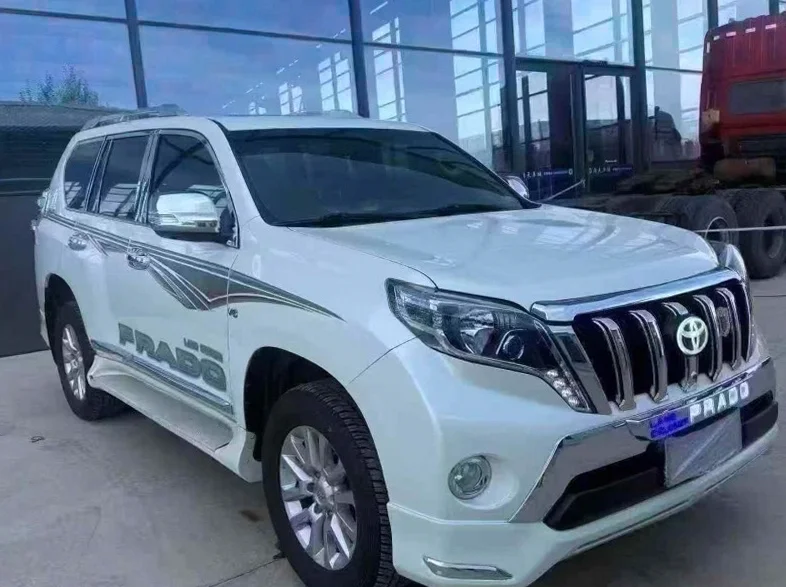 丰田普拉多 正面外观三