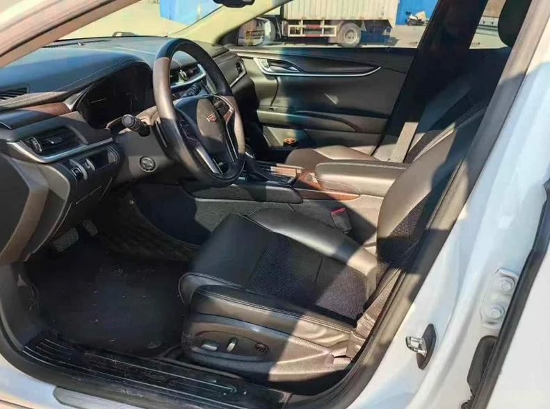 凯迪拉克XTS 后面外观三