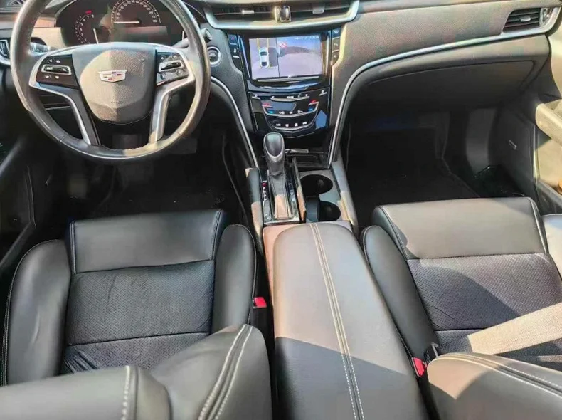 凯迪拉克XTS 后面外观二