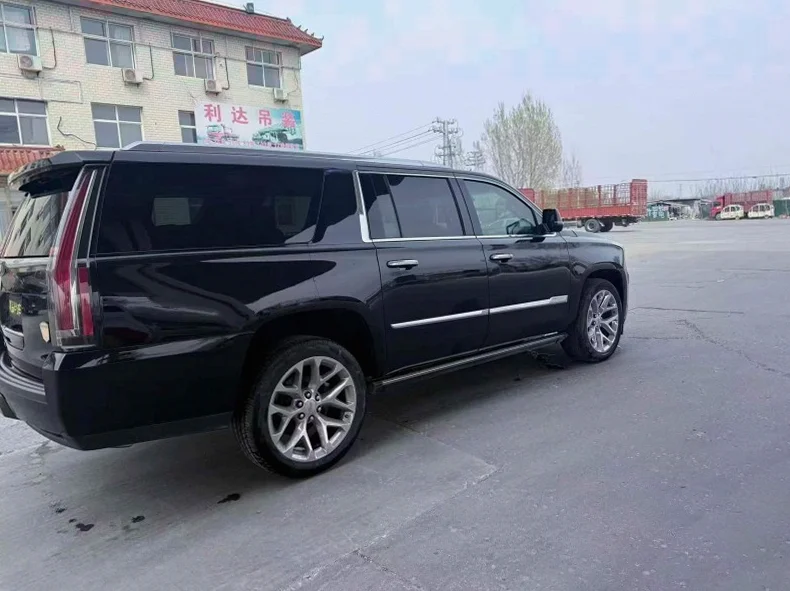 凯迪拉克凯雷德 内饰前排