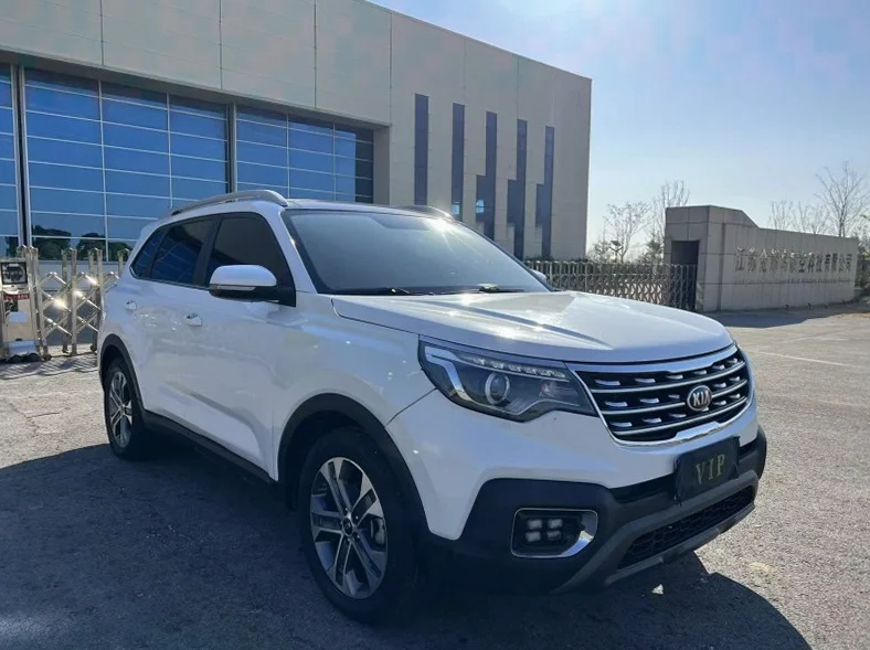 起亚智跑 正面外观二