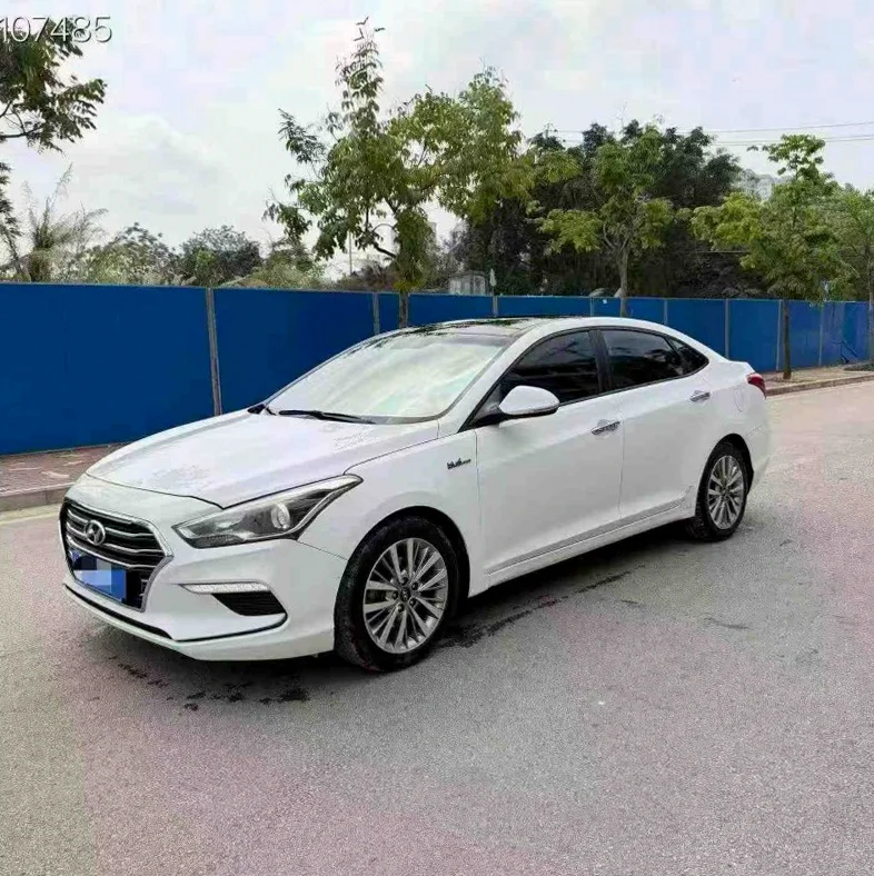 现代名图 正面外观二