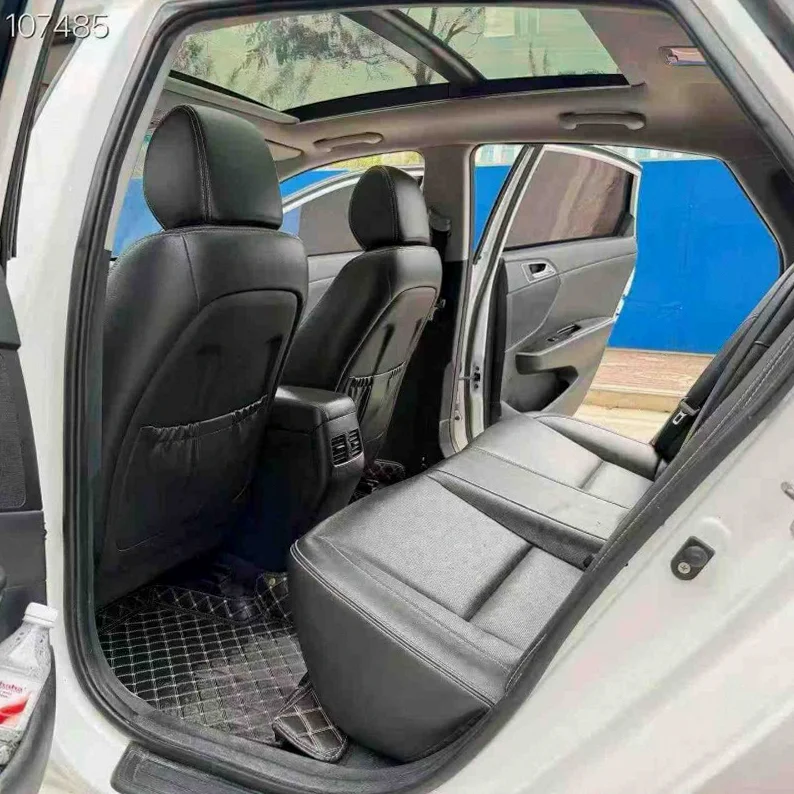 现代名图 后面外观三