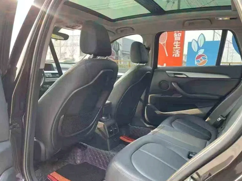 X1宝马 内饰前排