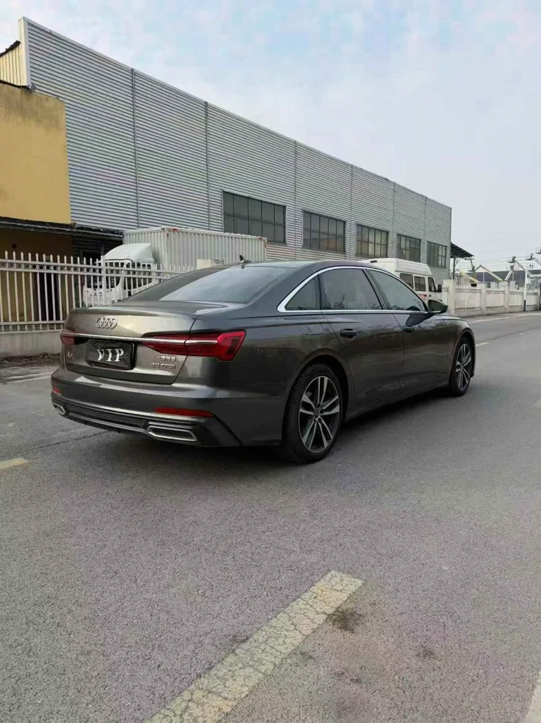 奥迪A6L 后面外观二