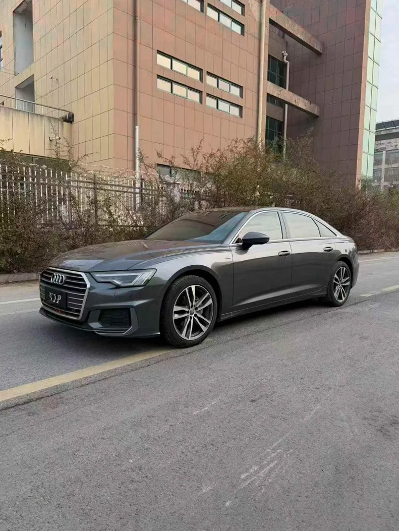 奥迪A6L 正面外观二